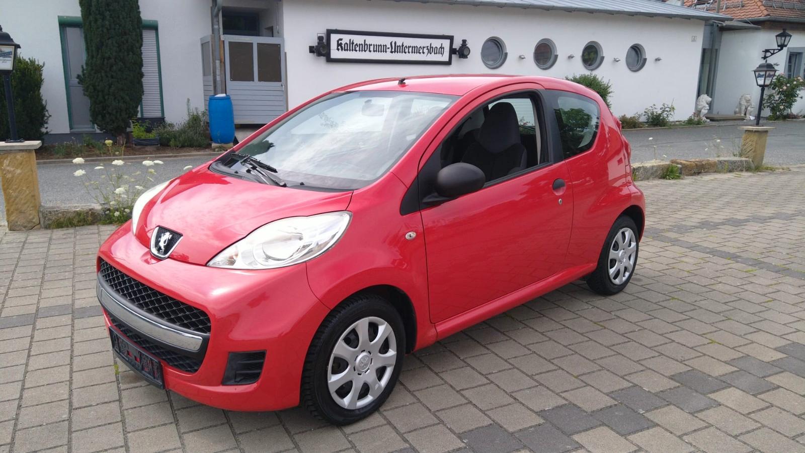 Peugeot 107 Petit Filou/TÜV  07.2027/INSP NEU