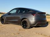 Tesla Model Y Long Range AWD | EAP | 2 Radsätze - graue Tesla Model Y