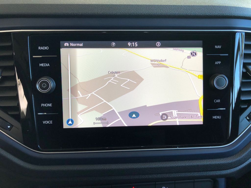Fahrzeugabbildung Volkswagen T-Roc 1.6 TDI SCR UNITED LED AHZV Standheizung