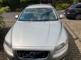 Volvo V70 Summum, Lückenlose Historie - gebrauchte Volvo V70 aus dem Jahr 2010