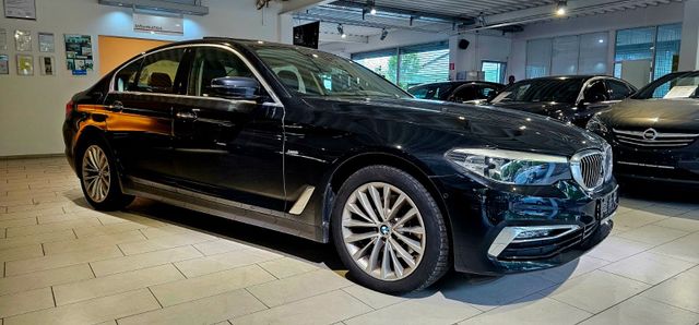 BMW 520 d  xDrive Luxury Line Kamera Leder S-Dach