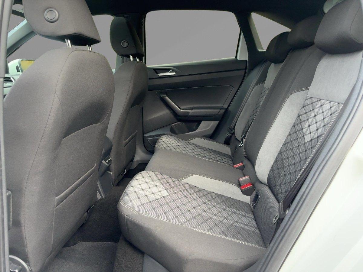 Volkswagen Taigo R-Line 1.5 TSI KAMERA IQ.LIGHT SIDE BEATS