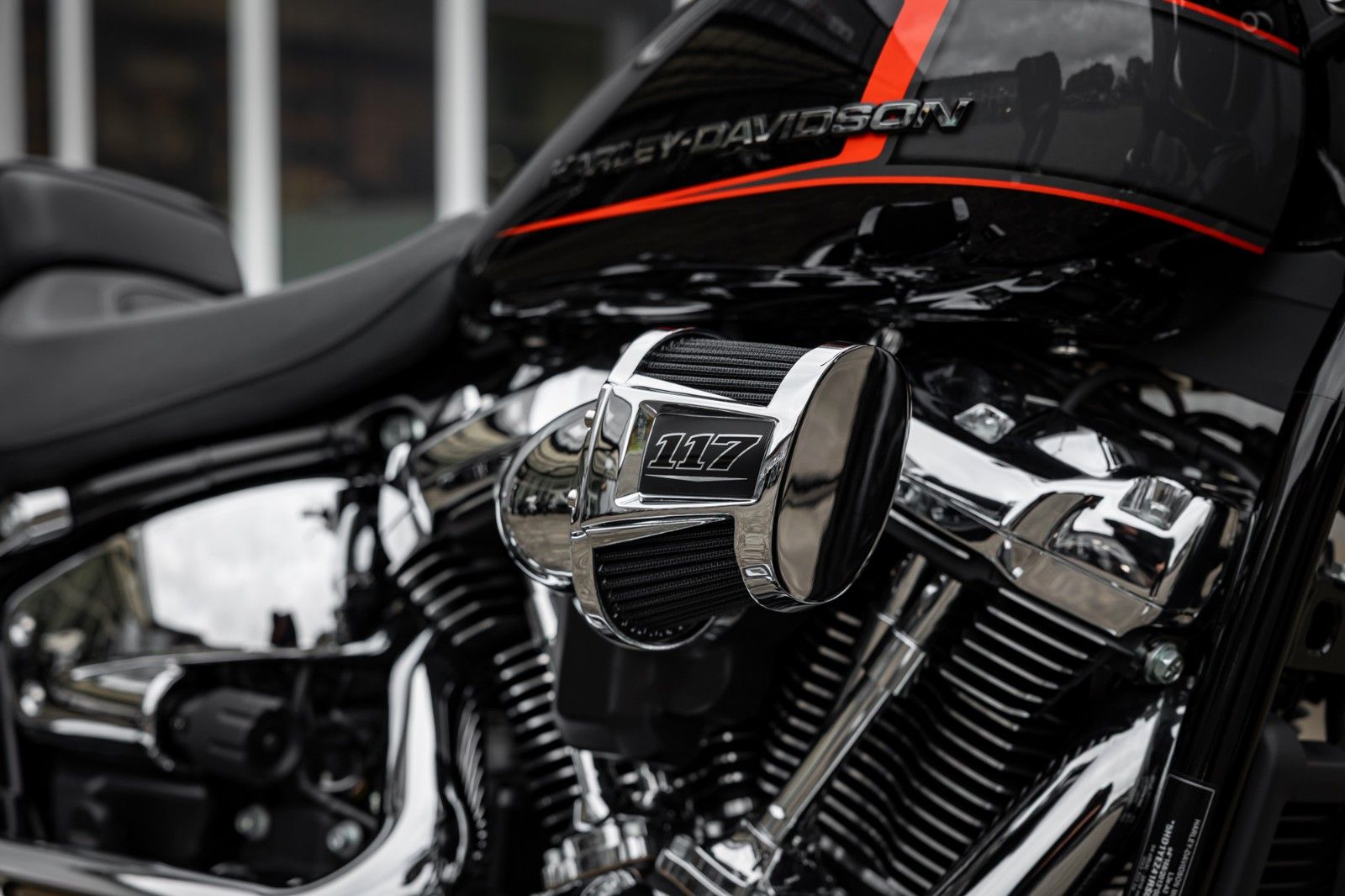 Fahrzeugabbildung Harley-Davidson FXBR Breakout 117 cui MY24 - JEKILL & HYDE