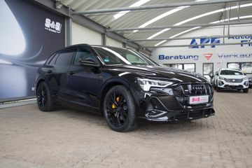 Audi e-tron 55 quattro S-Line Black,Leder,B&O,MATRIX