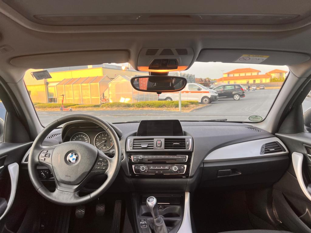 BMW 118