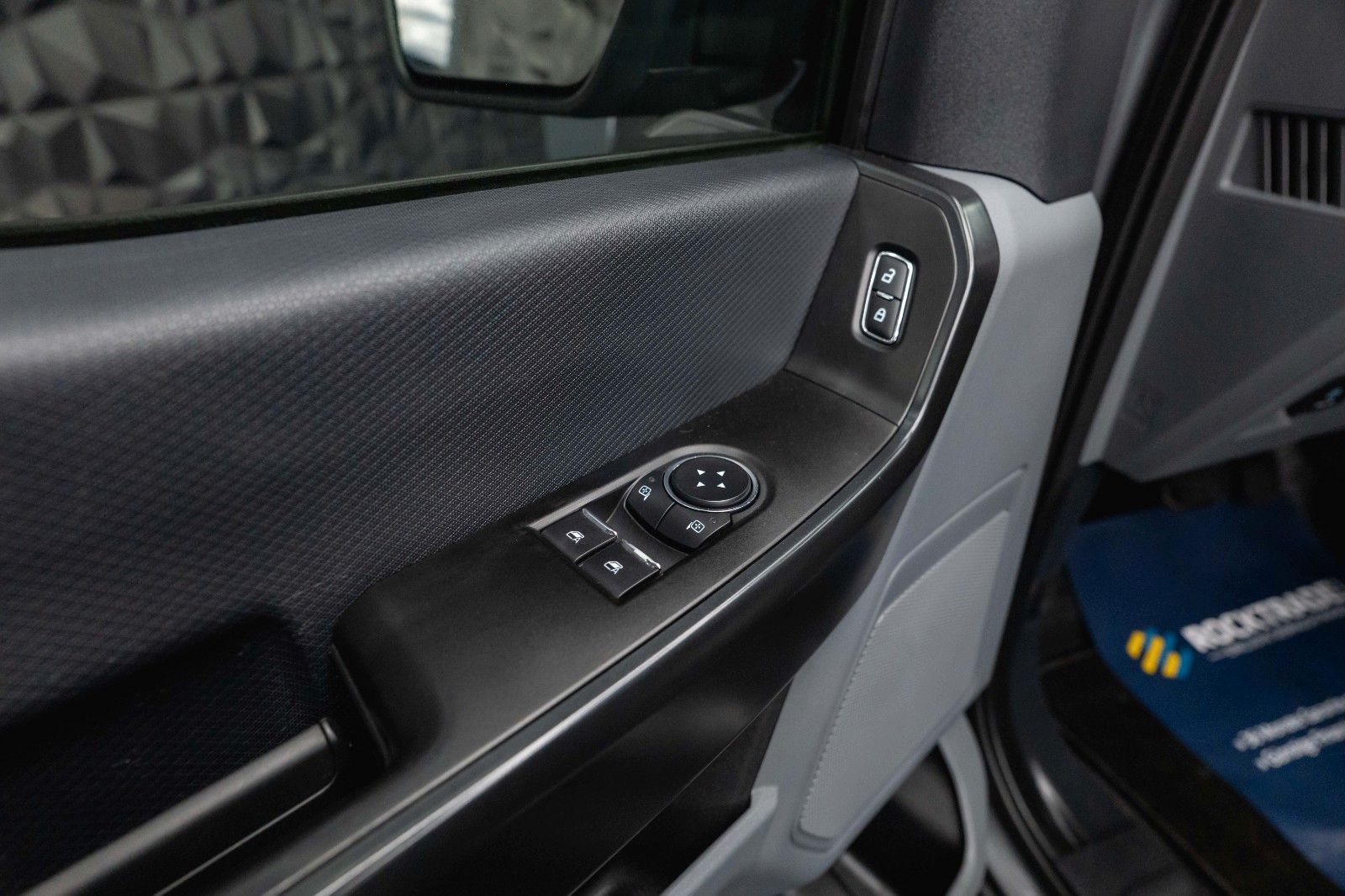 Fahrzeugabbildung Ford F150 3.3 V6 Offroad Raptor Singlecab Longbed 19%