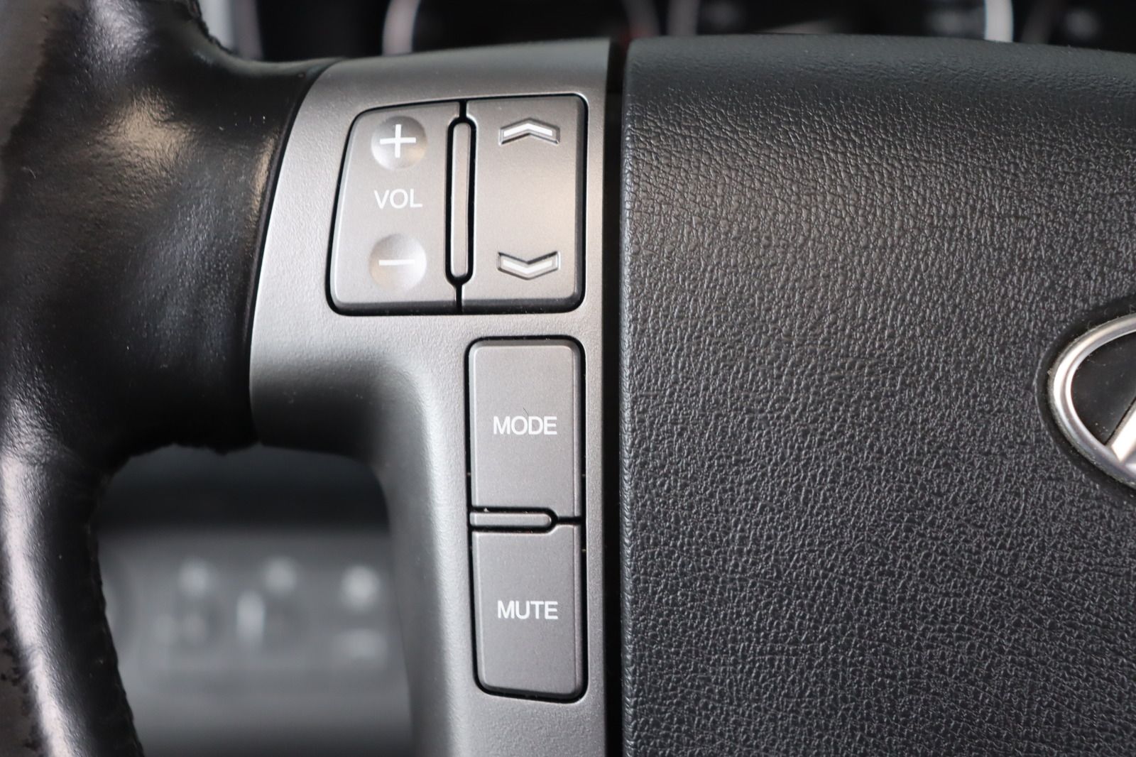 Fahrzeugabbildung Hyundai H-1 2.5CRDi Starex * RFK * Lenkradhzg. * Navi