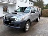 Toyota Hilux 2.5 D  - Toyota mit Diesel-Antrieb: Geländewagen
