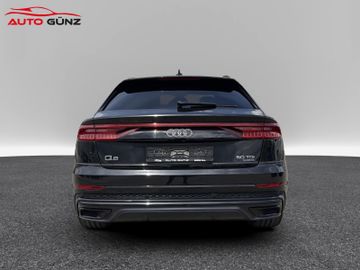 Audi Q8 - 6