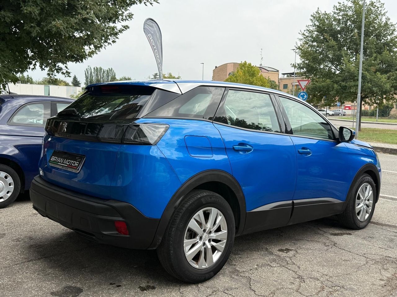 Peugeot 3008 BlueHDi 130 S&S EAT8 Active Pack imagem 3