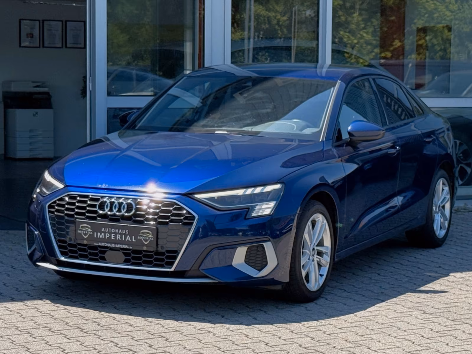 Audi A3 Lim 35 TSI NAVI+MATRIX+VIRTUAL+B&O+4-Achslenk