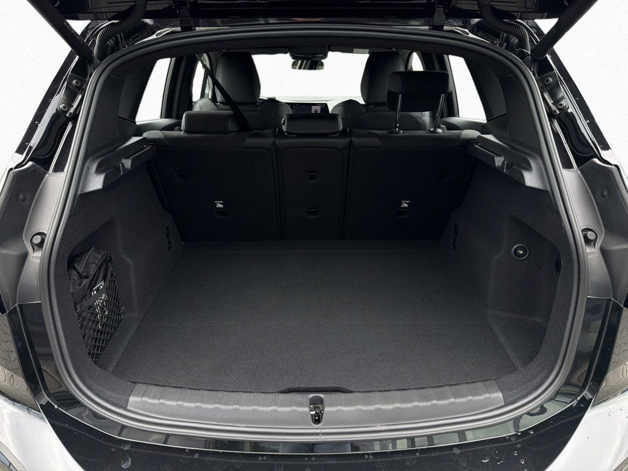BMW 218 Active Tourer - Bild 16