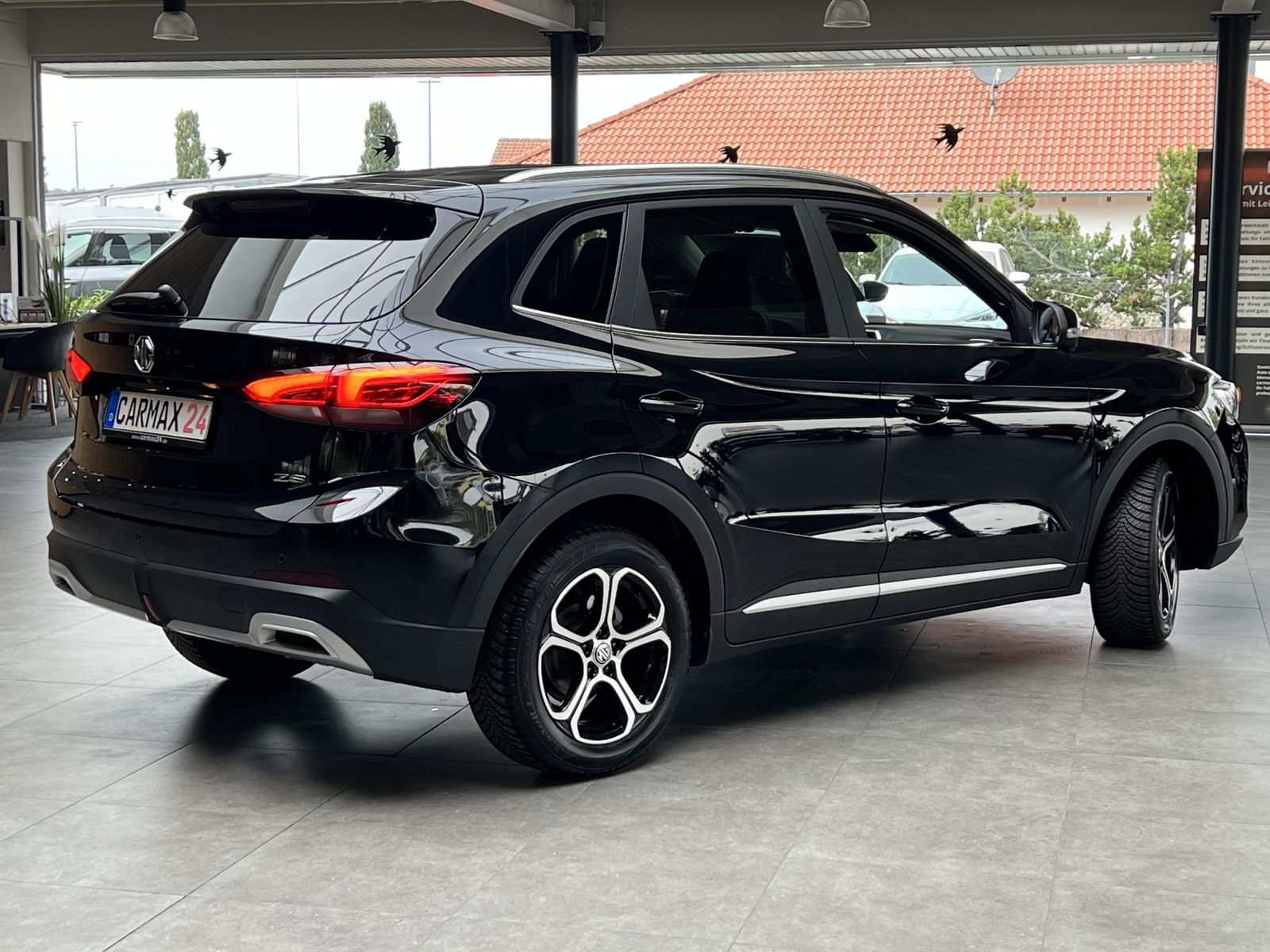 MG ZS