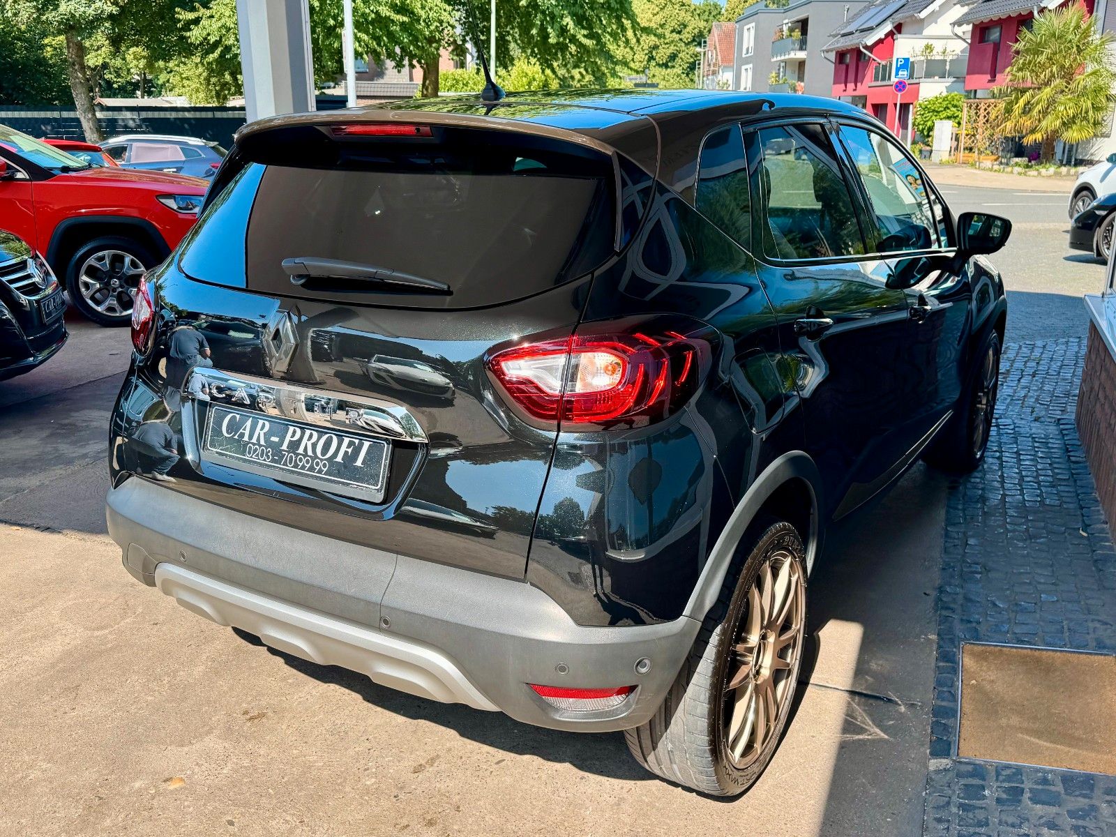 Fahrzeugabbildung Renault Captur Crossborder Navi/Kamera/Panorama/Leder