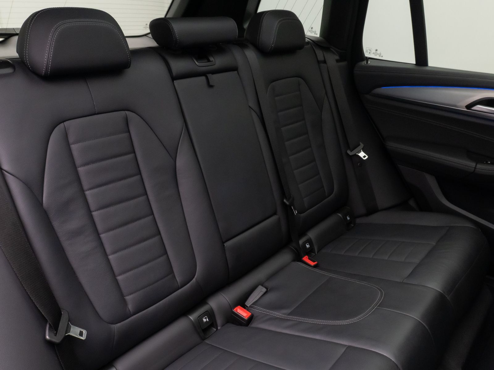 Fahrzeugabbildung BMW X3 xD20i M Sport Kamera Panorama DAB HiFi 20Zoll