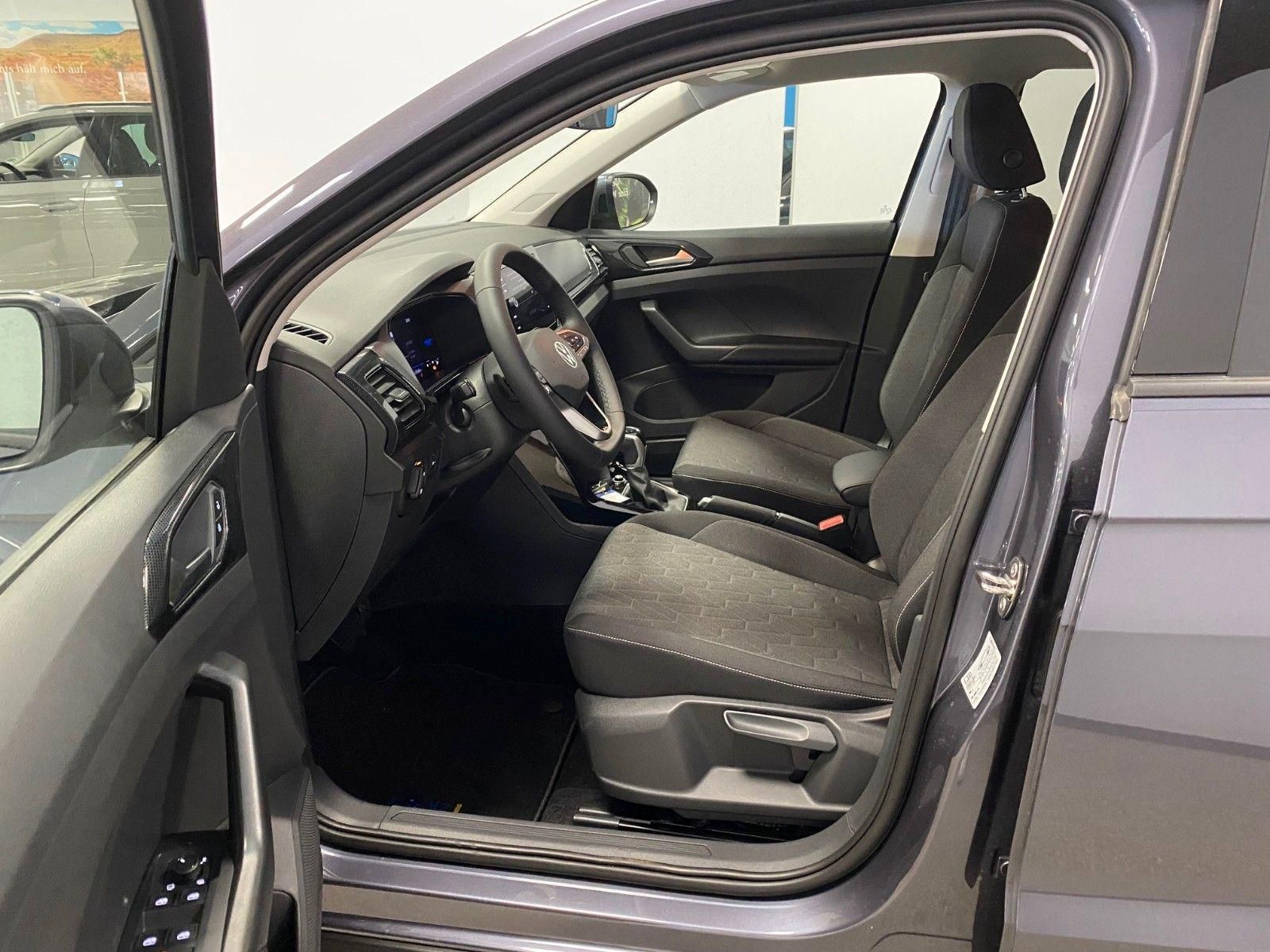 Fahrzeugabbildung Volkswagen T-Cross 1.0 TSI DSG Life+AHK+KAMERA+PDC vo+hi+BC