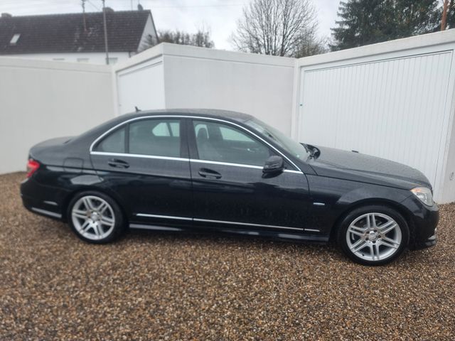 Mercedes-Benz C200 Lim schwarz AMG Sportpaket Automatik160tkm!