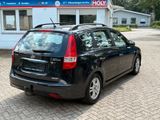 Hyundai i30 CW CLASSIC - Hyundai i30 aus 2010 mit Diesel-Antrieb