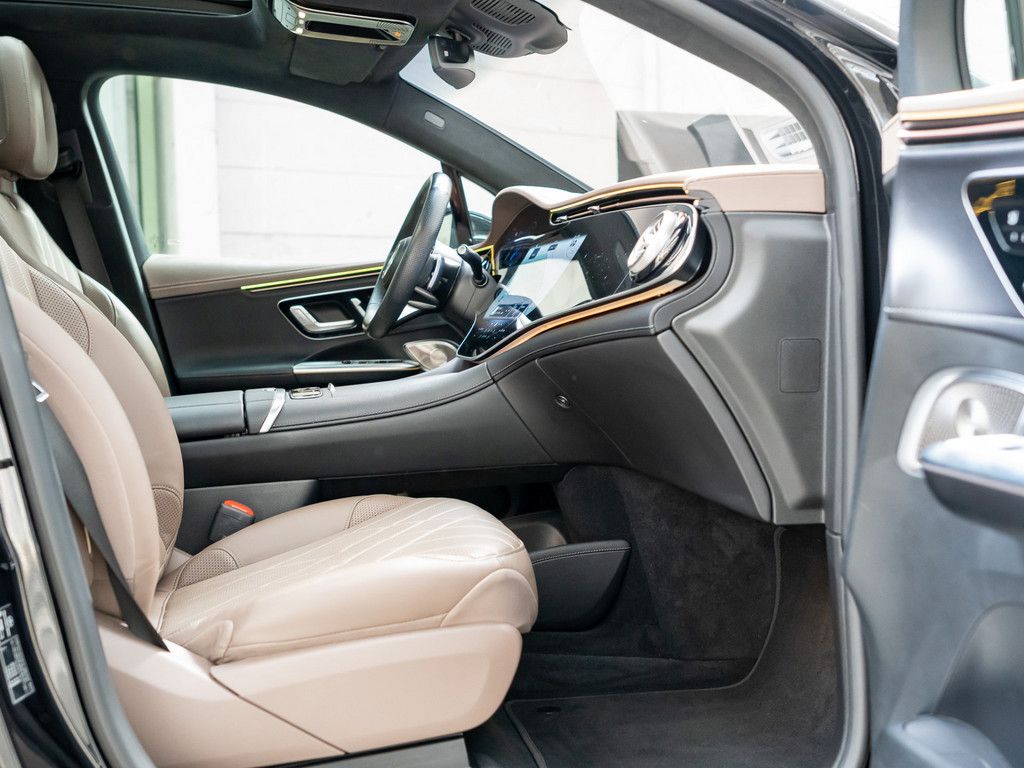 Mercedes-Benz EQE 500 4M AMG Sport Premium Hyperscreen BT SUV foto 4