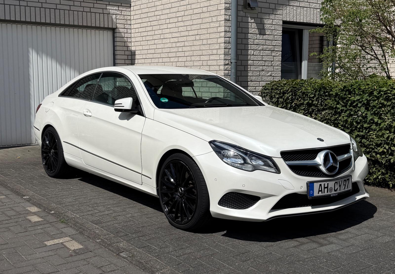 Mercedes-Benz E 220 Coupé | DIAMANTWEIß | 7G | 19" | Navi