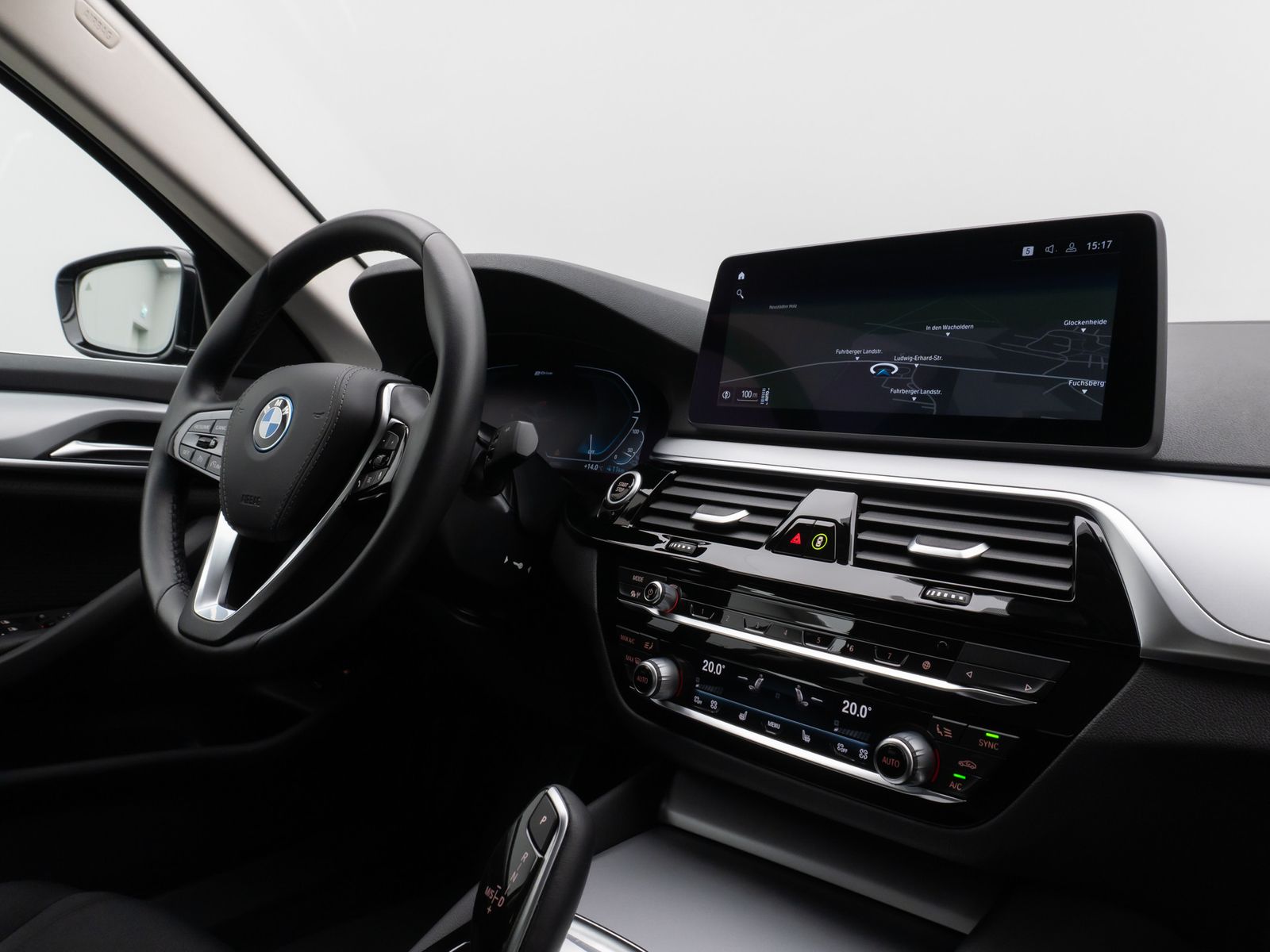 Fahrzeugabbildung BMW 520e Kamera DAB Sport Klima-4Zonen Alarm ParkAss