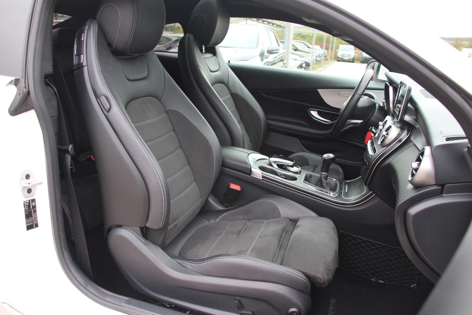 Mercedes-Benz C 180 Coupe AMG-Line*PANO*LED*NAVI*TEMPOMAT*