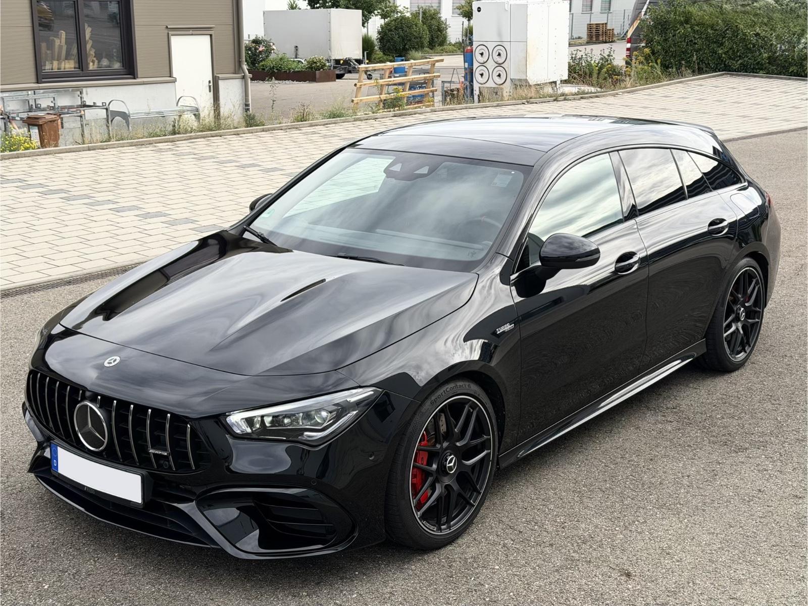 Mercedes-Benz CLA 45 AMG Shooting Brake