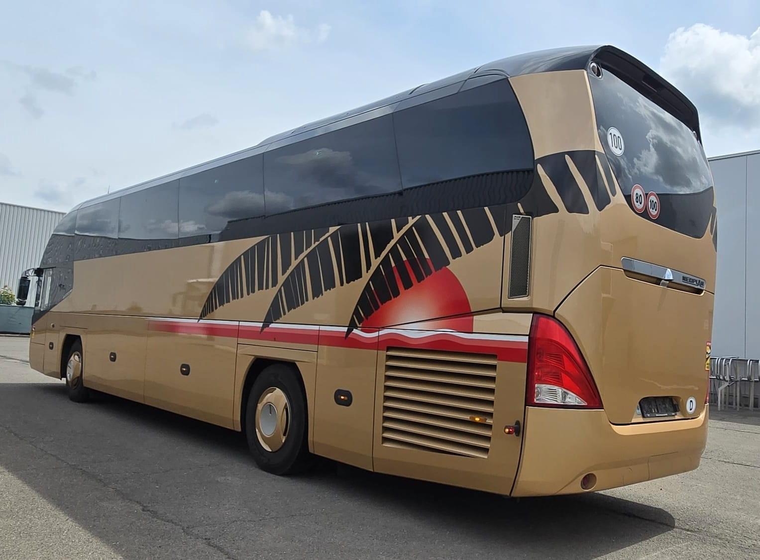 Neoplan N1216;515;SEHR SAUBER BUS; EURO-6;WIE NEU
