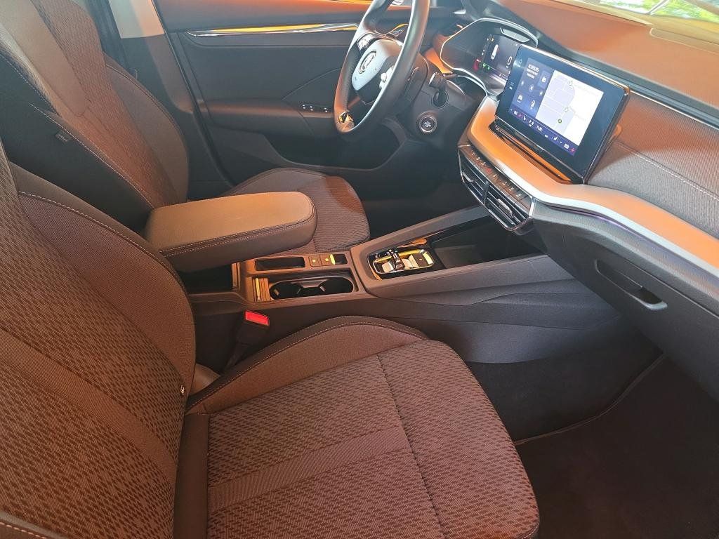 Fahrzeugabbildung SKODA Octavia Combi 1.4 TSI iV Style/KAMERA/ACC/HUD/