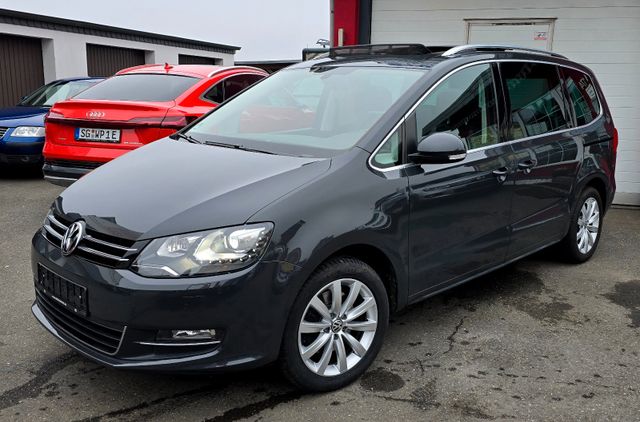 Volkswagen Sharan Highline DSG/Navi/Pano/Teilleder