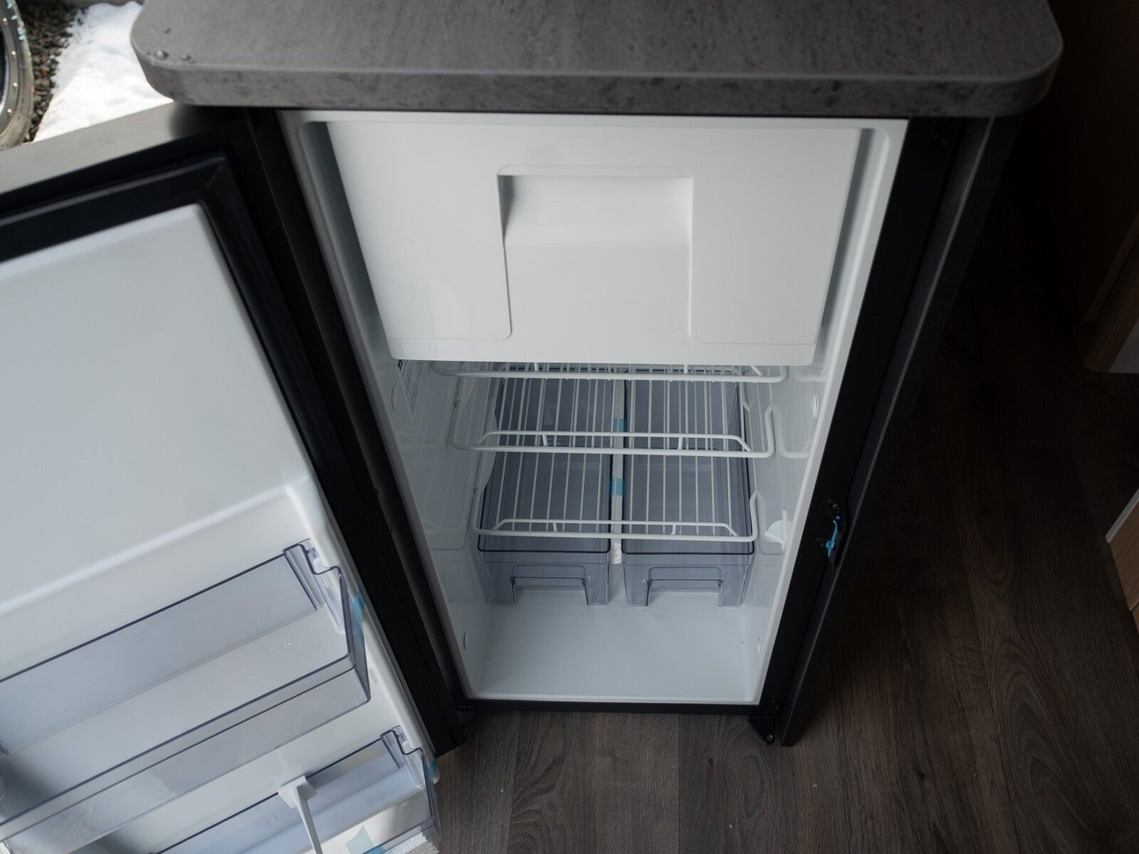 Fahrzeugabbildung Sunlight Adventure Cliff 640 MJ26*Rahmenfenster*Faltverd.