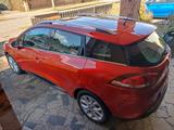 Renault Clio ENERGY TCe 120 BOSE Edition Grandtour B... - Renault Clio: 12 Tce