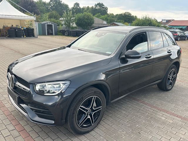 MERCEDES-BENZ GLC 300 de 4M AMG/Memory/HeadUp/Burmester/Keyles