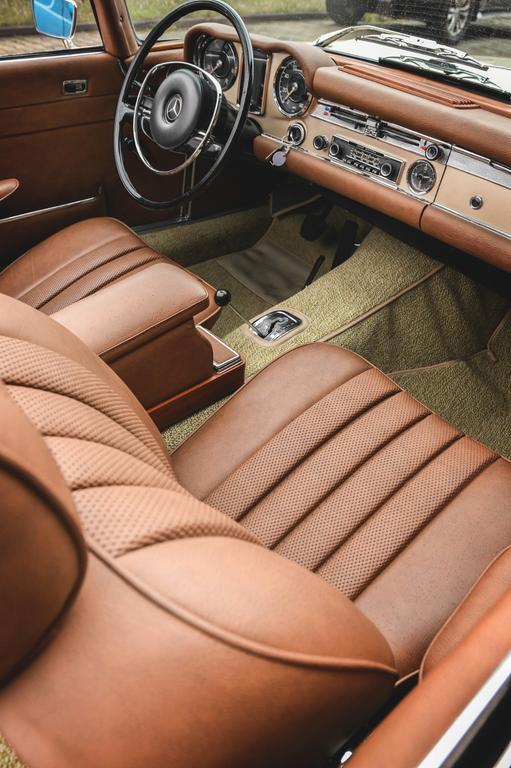 Mercedes-Benz SL 280