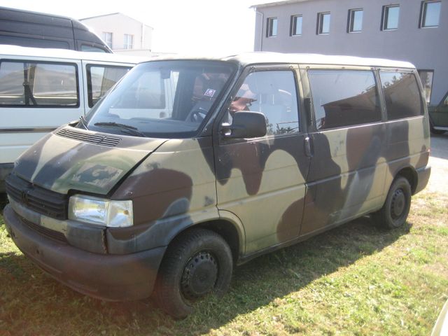 Volkswagen T4 Syncro kurz 2.5 TDI  Bundeswehr Original