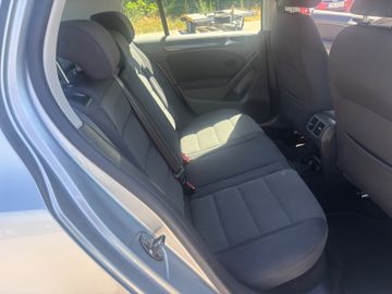 Volkswagen Golf - 12