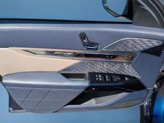 BMW M760 – 8 / 9