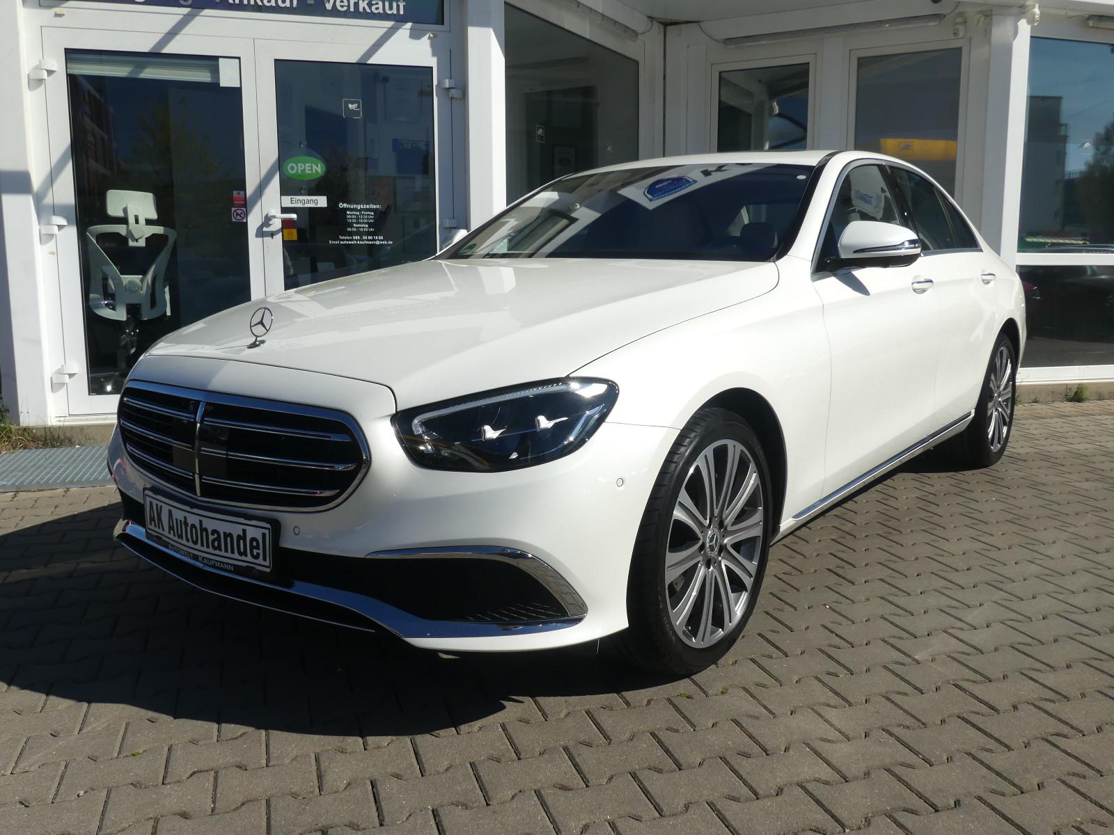 Mercedes-Benz E 220 E220D Avantgarde+Exclusive HUD 360° Burmester