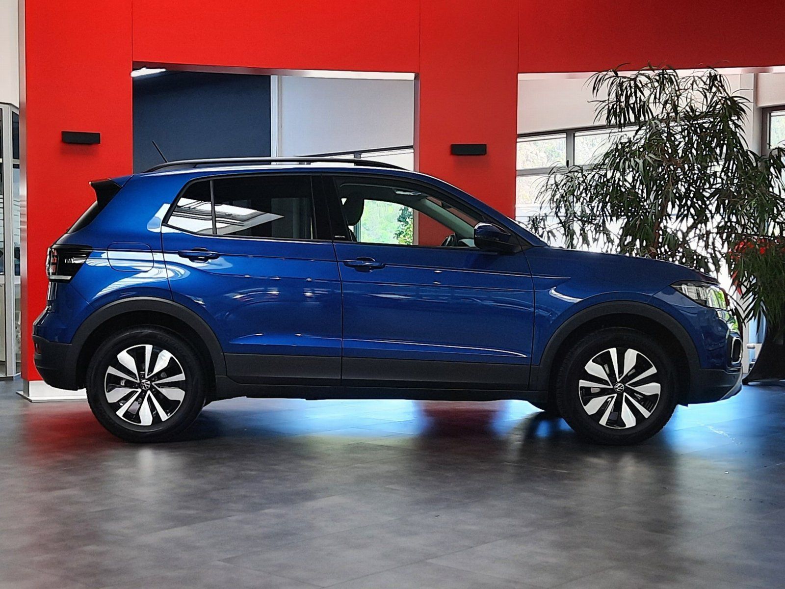 Fahrzeugabbildung Volkswagen T-Cross Move TSI *AHK*Navi*Sitzhzg*PDC*App-Conn*
