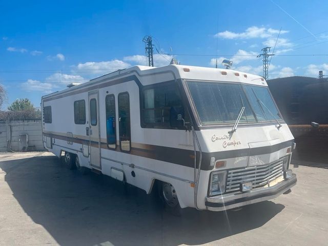 Autres Chevrolet Country Camper 169kw automat