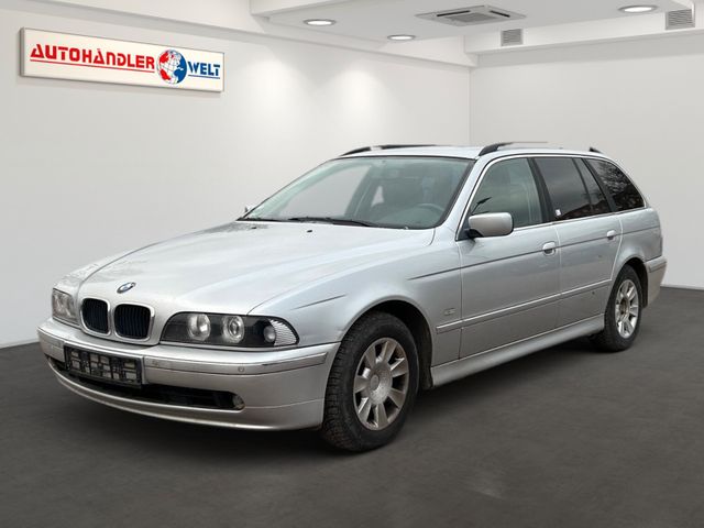 BMW 520i Kombi AAC Leder SHZ Schiebedach PDC