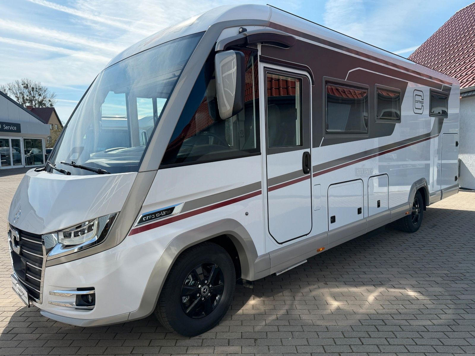 Fahrzeugabbildung Carthago chic c-line 5.0 QB L Queensbett Cortina