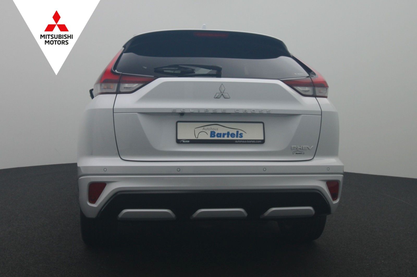 Fahrzeugabbildung Mitsubishi Eclipse Cross 2.4 PHEV Top 4WD PANO ACC LED