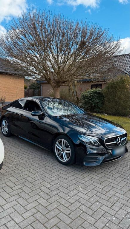 Image of Mercedes-Benz E 220