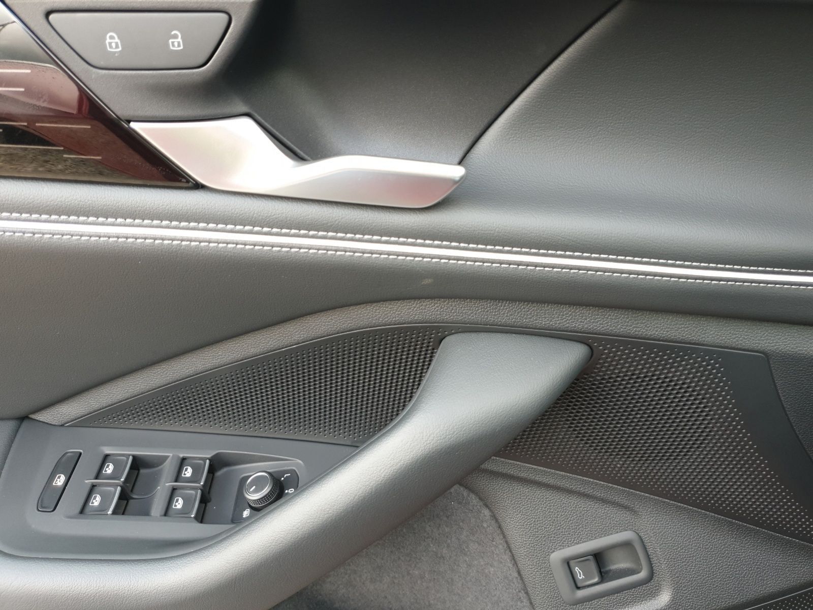 Volkswagen Passat Variant - Bild 9