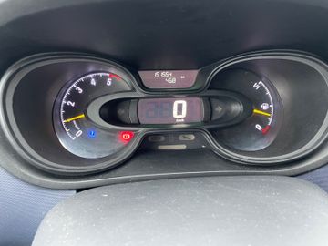 Opel Vivaro - 8