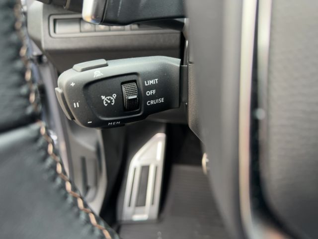 Foto Nummer 16: PEUGEOT 5008