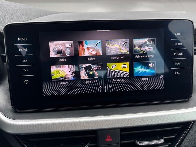 Fahrzeugabbildung SKODA Scala 1.5TSI DSG Selection +NAVI+RFK+SHZ+PDC+LED
