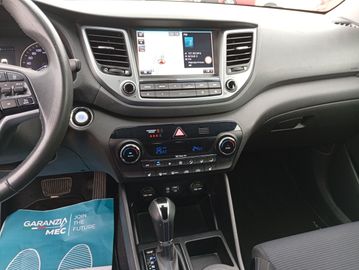 Hyundai TUCSON - 10