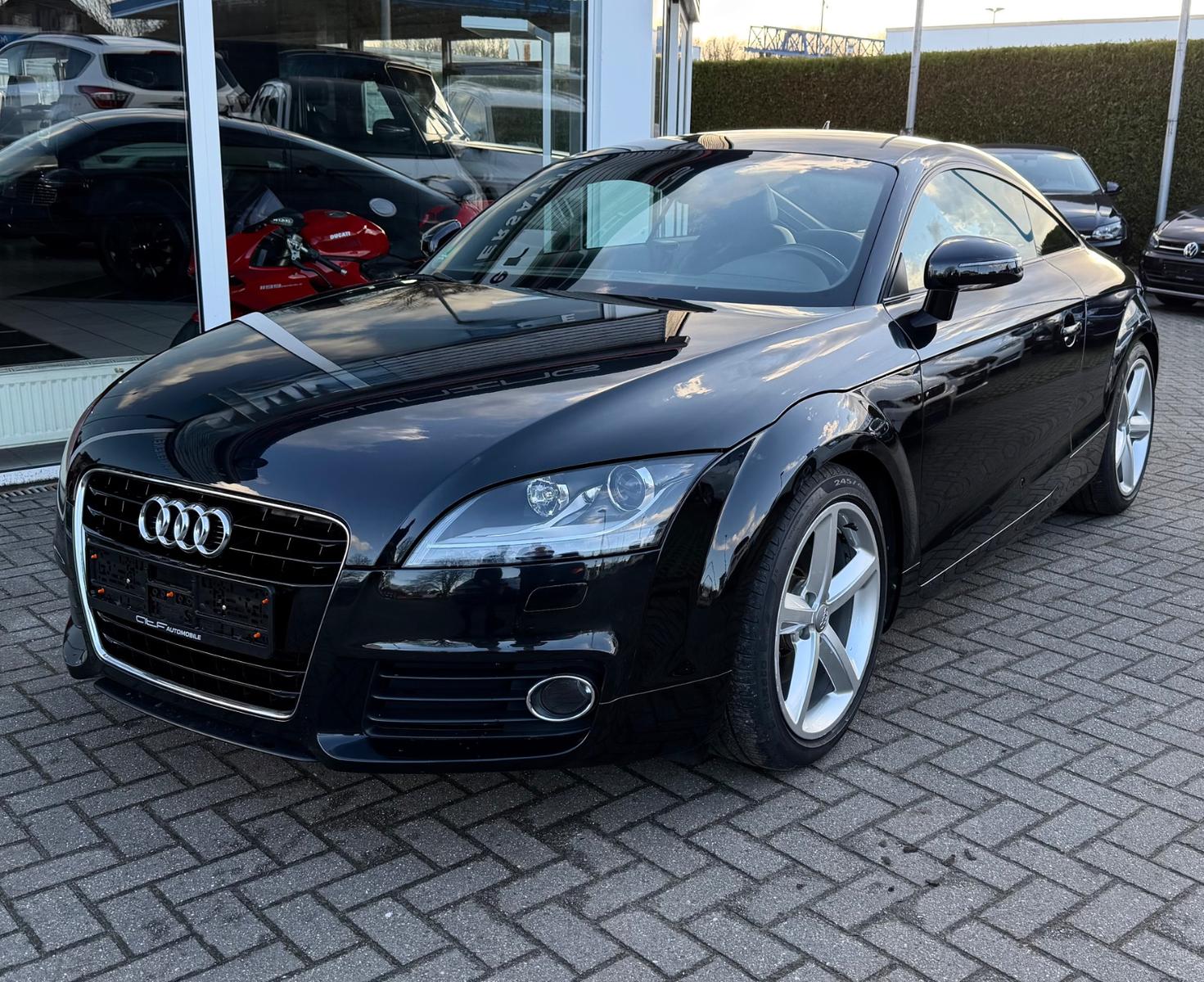 Audi TT Coupe/Roadster 1.8 TFSI Coupe